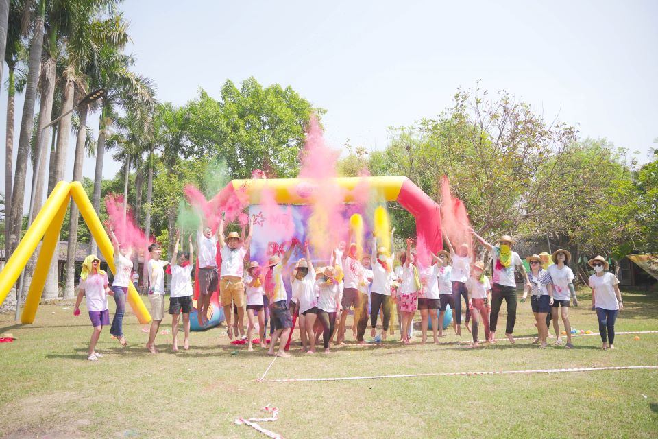 tổ chức team building theo concept colorful